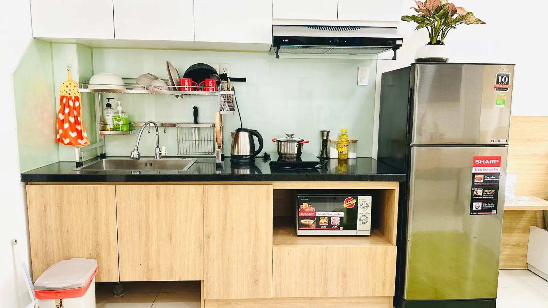 Apartment 403 Spacious & Modern 1 Bedroom W Balcony City View Ho Chi Minh City
